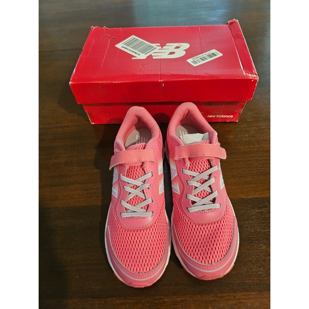 New Balance Kids Size‎ 6 Hook-and-Loop Pink Running Shoe NIB
